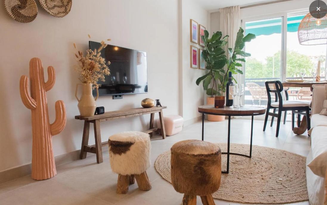 La Casita Bonita - 30m From The Arenal - Private Parking *